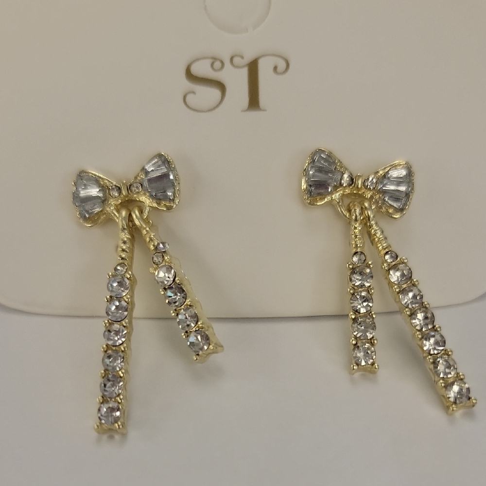 Gold and Silver Dangle Earrings with Sparkling Gemstones